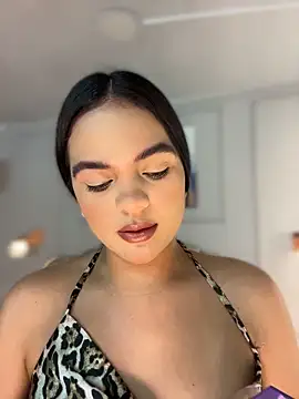 Bella-Ferrer online show from 04/15/26, 07:58