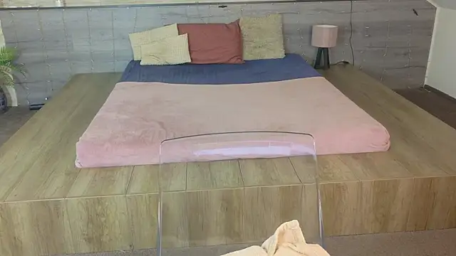 Snapshot of IceBlueBabe chatting on 05/03/26, 07:50 IceBlueBabe online show from 05/03/26, 07:50