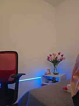 Victoria Evanss online show from 03/27/26, 09:49