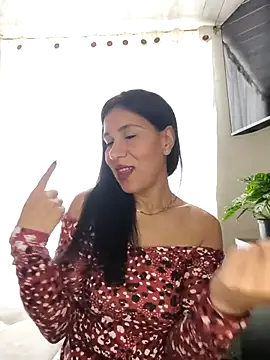 Camillemonroe  online show from 05/07/26, 12:30