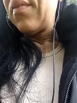 Camillemonroe  online show from 04/21/26, 11:39