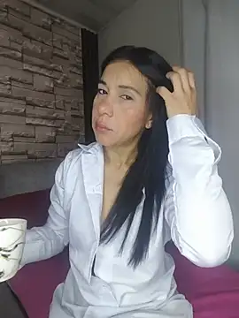 Camillemonroe  online show from 06/07/26, 08:52