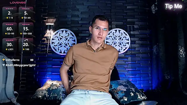 MilanDavid1 online show from 04/14/26, 05:40