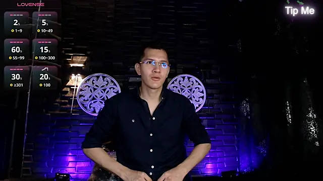 MilanDavid1 online show from 04/17/26, 05:16