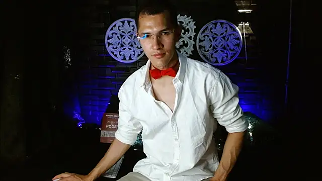 MilanDavid1 online show from 03/26/26, 05:44