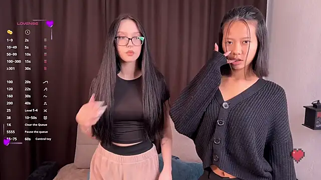 MadnessQueen online show from 04/14/26, 08:36