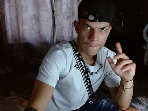 ethanchamo online show from 03/10/26, 06:12