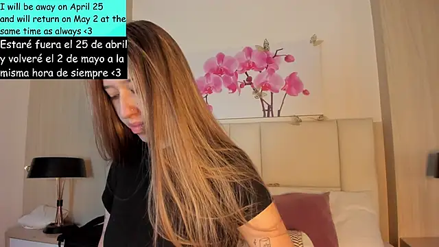 AmberVegaa online show from 04/10/26, 12:01