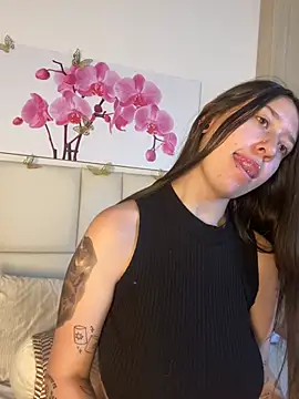 AmberVegaa online show from 03/19/26, 12:49