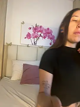 AmberVegaa online show from 03/31/26, 12:40