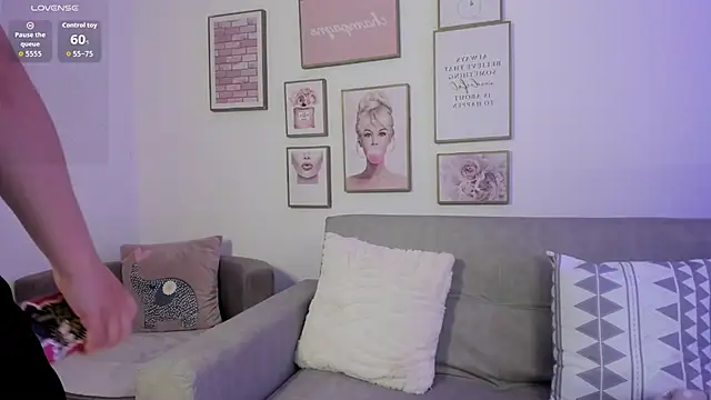 Zoey monroe online show from 03/25/26, 11:53