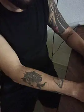 Snapshot of morenogih chatting on 04/10/26, 08:16 morenogih online show from 04/10/26, 08:16