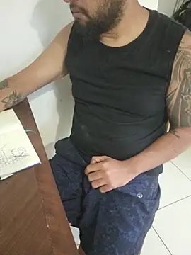 Snapshot of morenogih chatting on 04/07/26, 12:07 morenogih online show from 04/07/26, 12:07