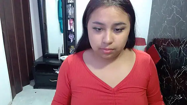 candymorena69 online show from 06/30/26, 12:27