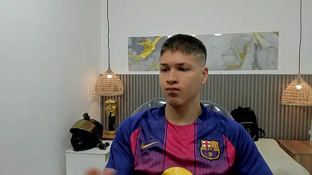 AlessandroFranco online show from 04/11/26, 02:21