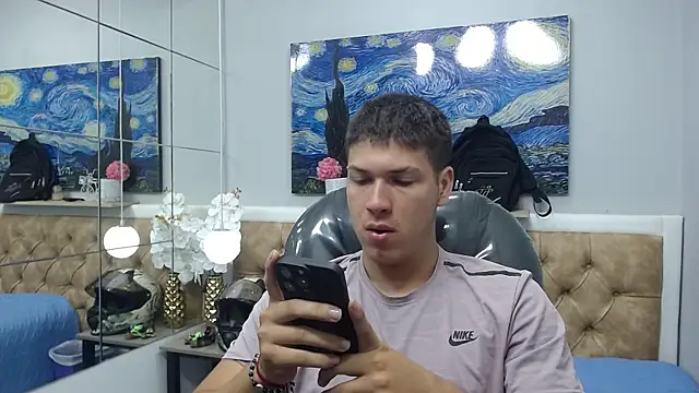 Snapshot of AlessandroFranco chatting on 06/04/26, 01:38 AlessandroFranco online show from 06/04/26, 01:38