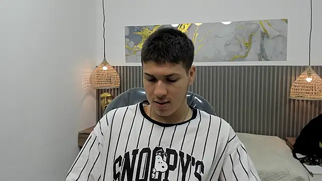 AlessandroFranco online show from 04/09/26, 01:28