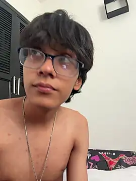 Snapshot of Haru_Ozk chatting on 03/31/26, 07:38 Haru Ozk online show from 03/31/26, 07:38