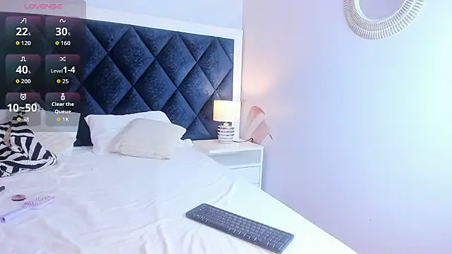 Snapshot of Adalyn_Cute chatting on 06/19/26, 11:38 Adalyn Cute online show from 06/19/26, 11:38