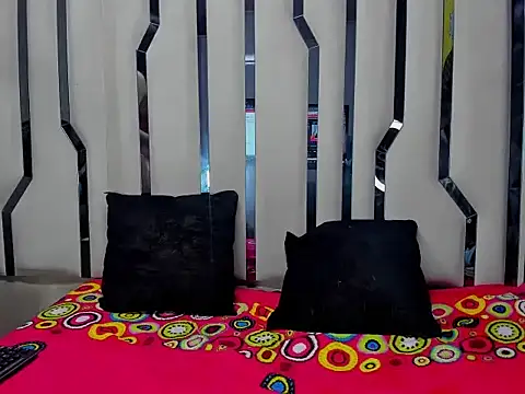 Alaia Blosson online show from 04/05/26, 09:54