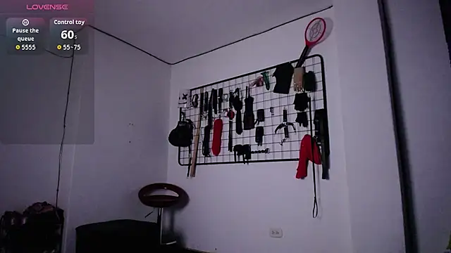 Snapshot of Mr_Andrew_bdsm chatting on 04/14/26, 02:22 Mr Andrew bdsm online show from 04/14/26, 02:22