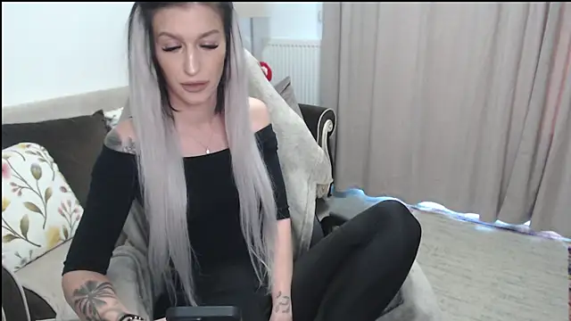 annamoon2 online show from 04/07/26, 04:58