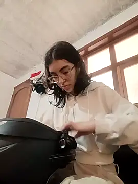 Molly A online show from 04/03/26, 03:40