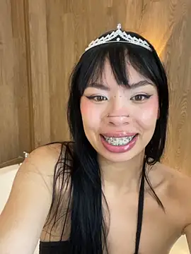 Queen Chanel XXX online show from 03/16/26, 07:38