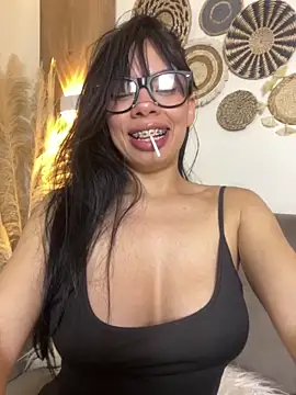 Queen Chanel XXX online show from 04/30/26, 08:57