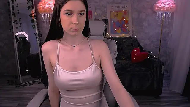 EmyHarrington online show from 03/18/26, 12:51