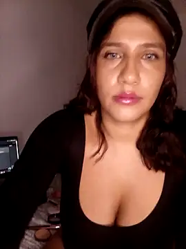 douce 9 online show from 03/15/26, 09:38