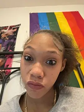 Tamiii4207 online show from 03/10/26, 02:37