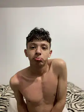 Daniel Roy online show from 03/19/26, 06:35