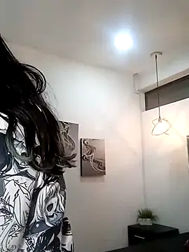 Liily Foxxy online show from 05/06/26, 11:14
