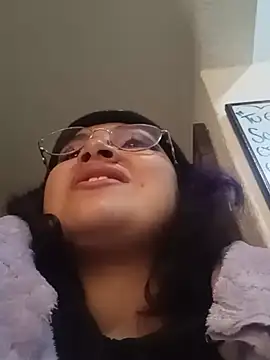 Liily Foxxy online show from 05/21/26, 10:45