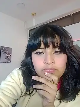 Snapshot of Liily_Foxxy chatting on 06/19/26, 10:54 Liily Foxxy online show from 06/19/26, 10:54