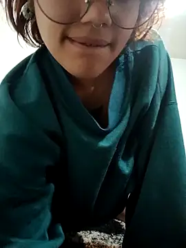 Kittylatina  online show from 04/05/26, 10:49