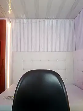 Kittylatina  online show from 04/23/26, 09:27