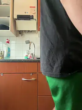 maniackle online show from 06/16/26, 04:56