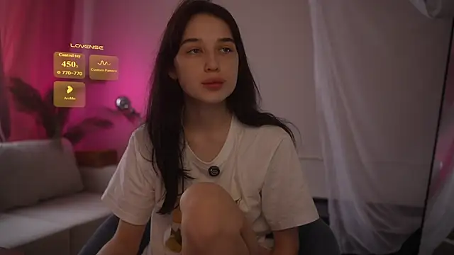 horneyjozy online show from 05/18/26, 03:28