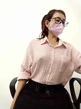 Mai phuong online show from 04/07/26, 03:52