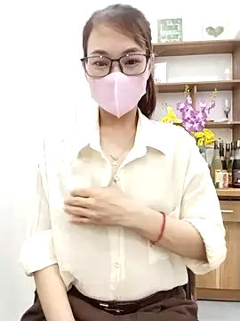 Mai phuong online show from 04/20/26, 12:57