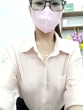 Mai phuong online show from 04/21/26, 12:23