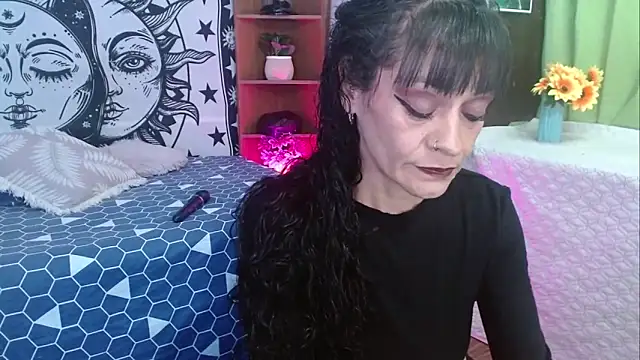  Alexandra Jones online show from 05/27/26, 03:14