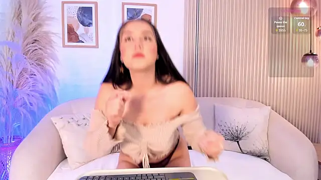 Juli jaramillo online show from 03/14/26, 12:00