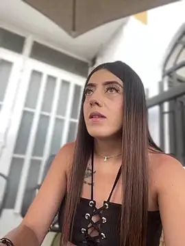 Electra Pinkk online show from 04/18/26, 01:46