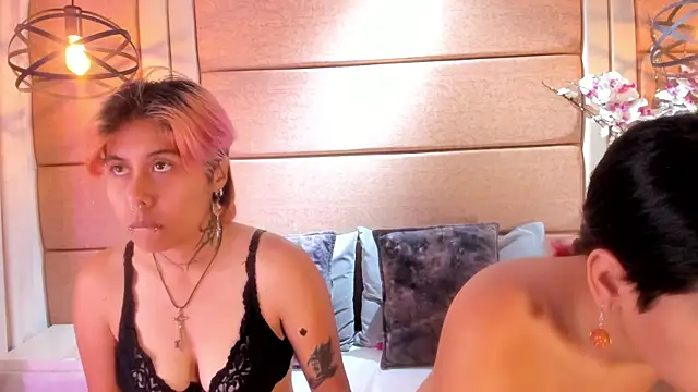 AnieAndReach online show from 04/23/26, 11:39