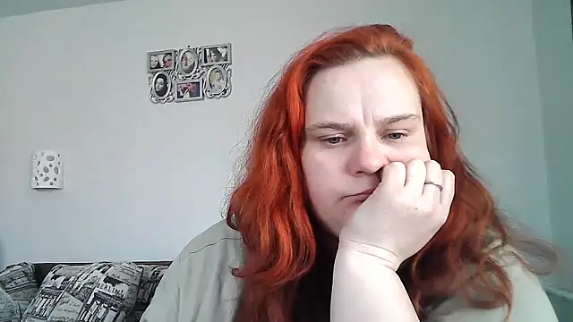 DollyGersonn online show from 04/22/26, 01:29