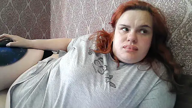 DollyGersonn online show from 05/06/26, 03:49