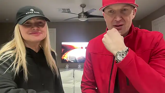 Naughty Ken Barbie-69 online show from 04/01/26, 08:37